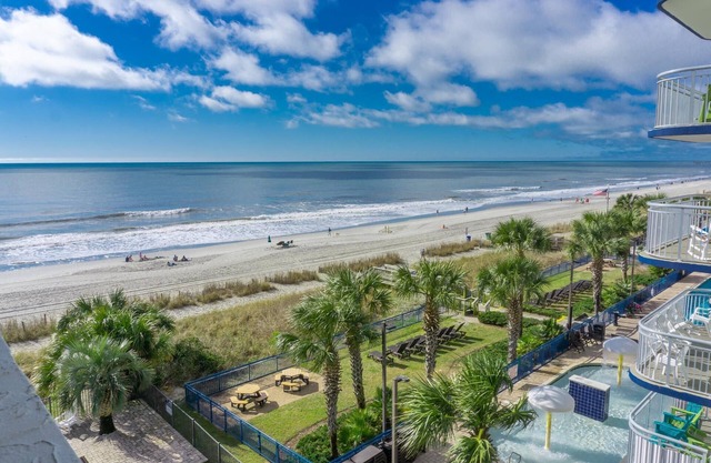 401 Direct Oceanfront 2 bedroom/2 bath condo