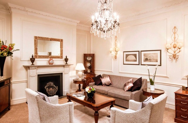 47 Park Street- Grand Residences by Marriott