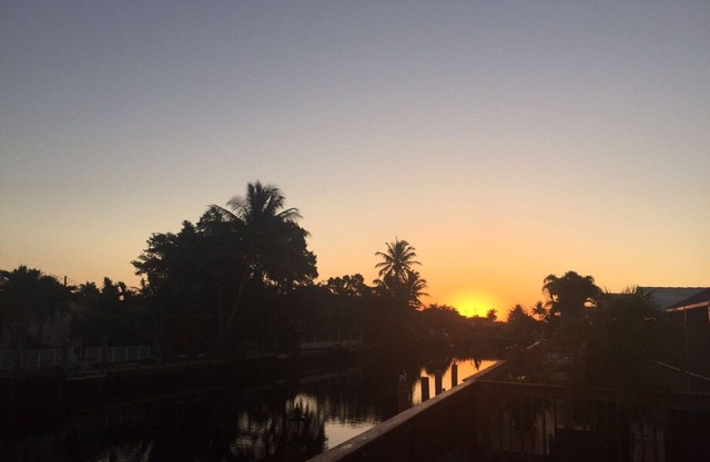 4BR Waterfront Pool, Dock & Ocean Access. Fort Lauderdale close to Miami
