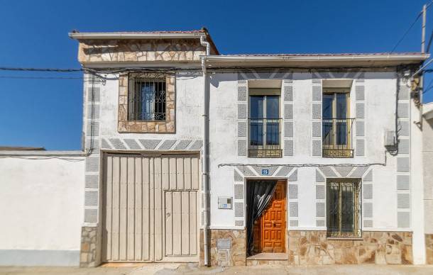 5 bedroom accommodation in Villarrín de Campos