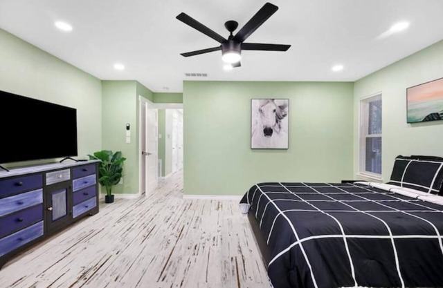 5 Bedroom 3 Bath in Northwest SA