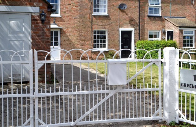 5 bedroom accommodation in Arlingham, near Gloucester