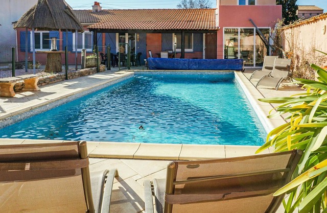 5 bedroom accommodation in Pierrerue