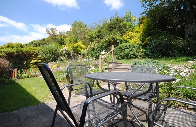5 bedroom House in Lulworth Cove - DC032