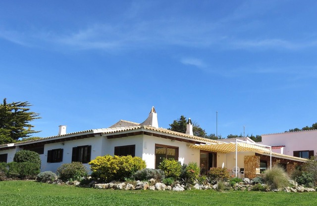 5 Bedroom Luxury Villa With Private Pool, Air Con And Stunning Sea Views