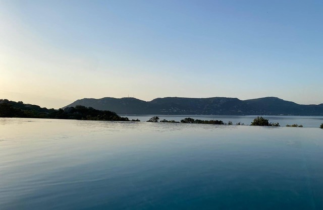 5 bedroom villa Marina Di fiori pool