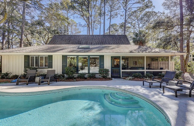 5 Piping Plover-Dog- Friendly, 4th Row(100 yards) Ocean w/Private Pool