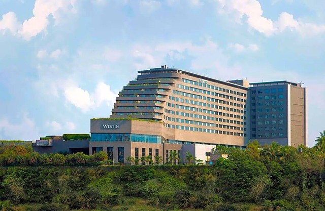 5-Star Hotel ∙ The Westin Pune Koregaon Park