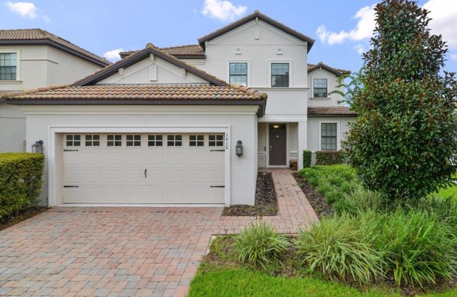5 Thunderbird villa