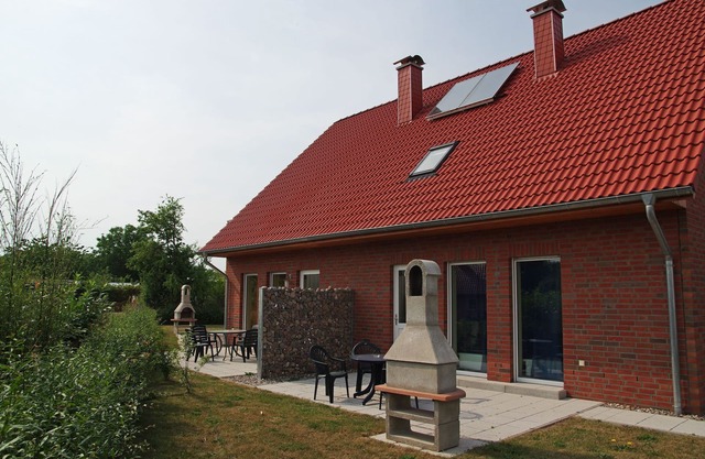 5-Zimmer-Ferienhaus in Zierow mit Garten