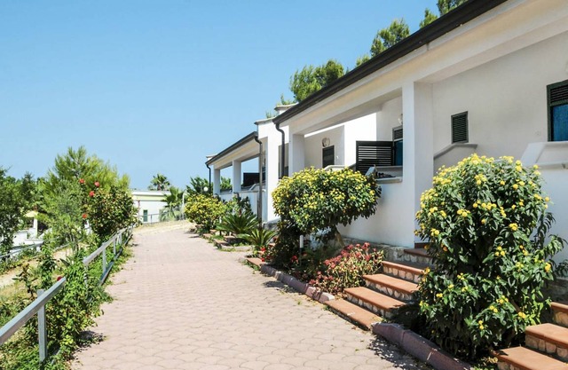 Villaggio San Paolo Vieste Persons 