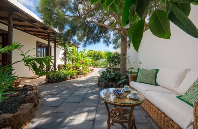 500 m² Villa ∙ 2 bedrooms ∙ 4 guests