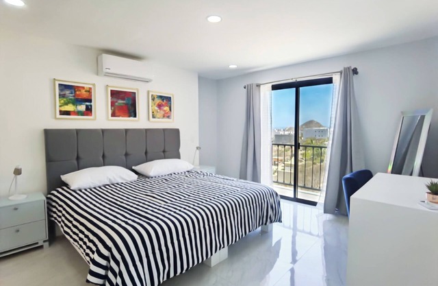 508 A -Tiara New 1 BDR 5 min away from Downtown, marina and beach