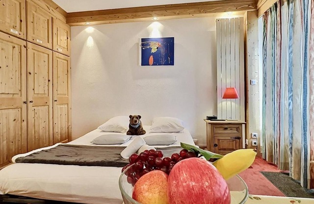 50m from ski slopes, 4th floor, view mountain, balcony, ski locker, 30m², Tignes