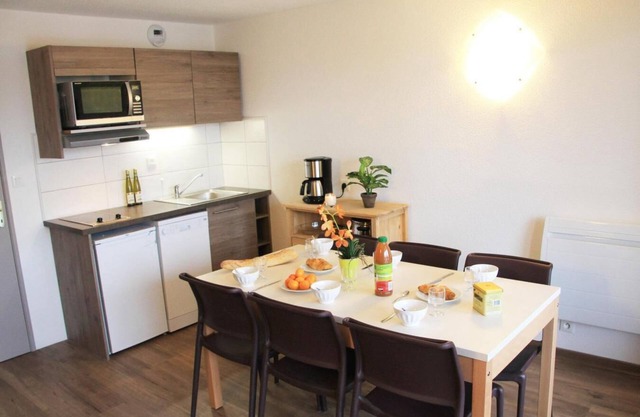 50m from ski slopes, 5th floor, balcony, tv, ski locker, 34m², Serre Chevalier
