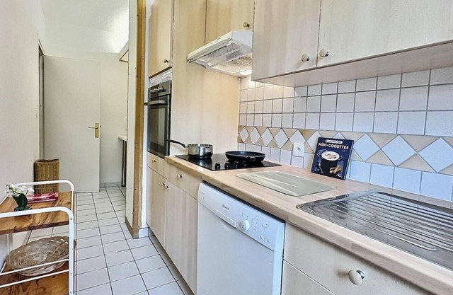 50m from ski slopes, 5th floor, view lake, balcony, ski locker, 68m², Tignes