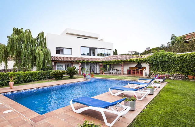 512 m² Chalet ∙ 4 bedrooms ∙ 12 guests