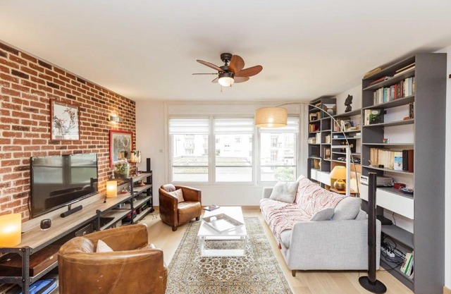 53m with balcony near the Parc de la Villette