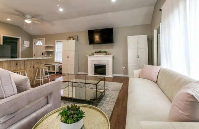 5BR/4.5BA | Home in the Heart of Sylvan Beach!