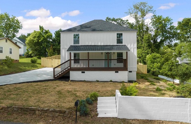 5BR 4B Huge Space with Game Barn