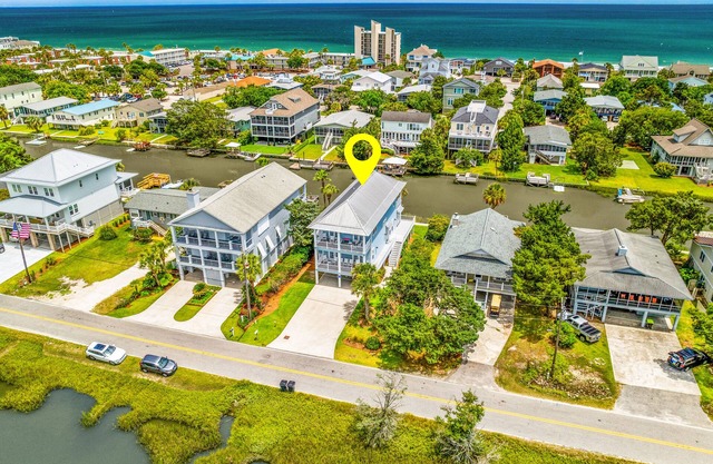 5BR Litchfield Beach, waterfront, family golf wedding vacation. Summer Discounts