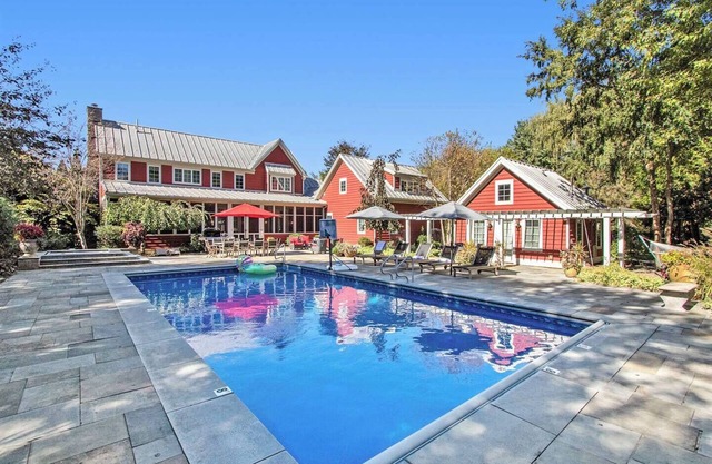 5BR Oasis w/Pool/spa/sports ct.
