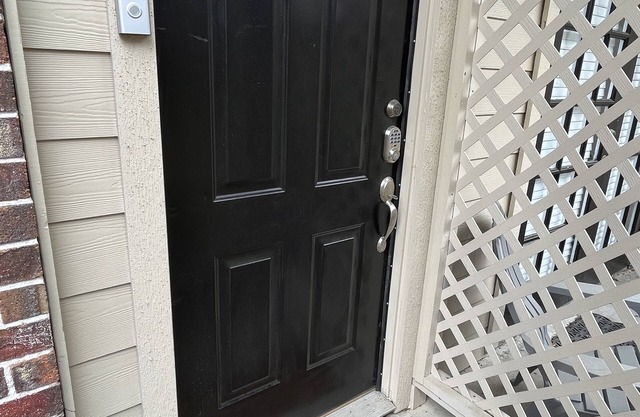 *5mins from NRG Stadium* Cozy 2 BDRM Condo/5mins away from Med Cntr