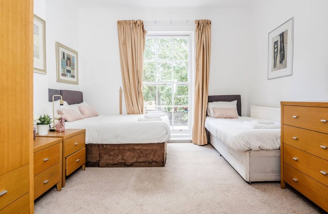 6 Apartments in a Mansion House for the Larger Groups sleeps up to 50