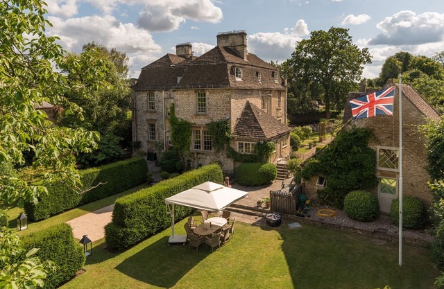 6 bedroom Cottage in Bath - 73643