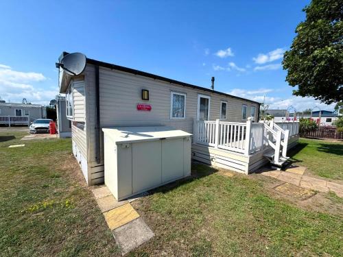 Berth Caravan At Suffolk Sands Holiday Park Ref 