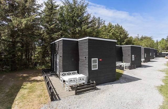 6 person holiday park home in Skagen