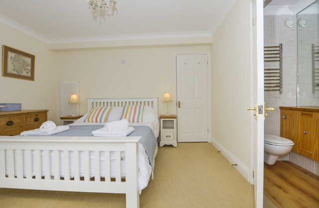 6 Tarifa, BIGBURY-ON-SEA