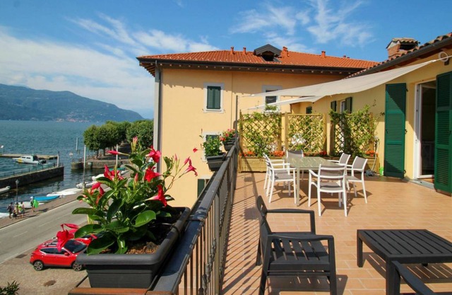 Atmosfere Sul Lago Porto Valtravaglia 