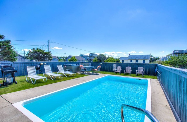 6027 Off The Bucket List 4 Min Walk to Beach Private Pool Jetted Tub