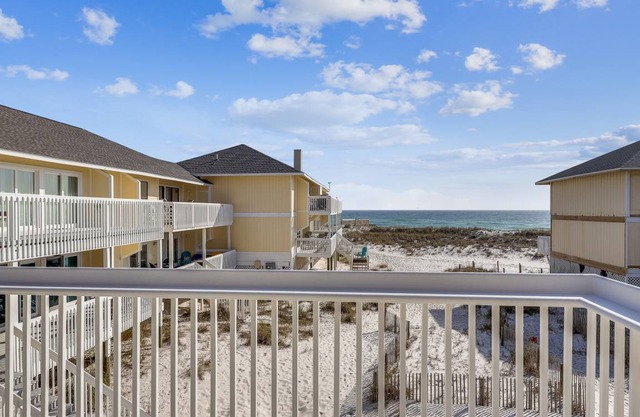 65 m² Condo ∙ 2 bedrooms ∙ 6 guests