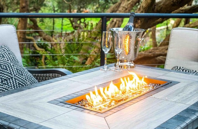 6BPs Sorrento Luxury spacious private beach escape