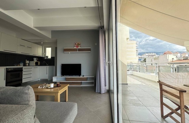 6th Floor Serenity Apartment in Zografou, Athens