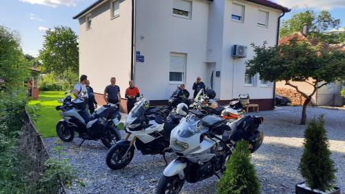 7 Kućica STOP AKCIJA !