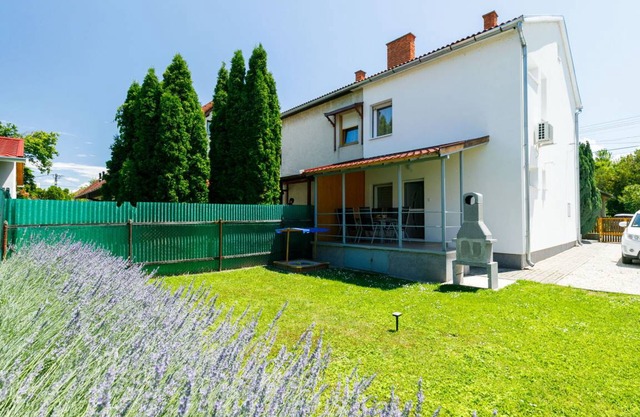 70 m² Accommodation ∙ 3 bedrooms ∙ 5 guests