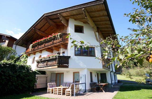 70 m² Apartment ∙ 2 bedrooms ∙ 6 guests