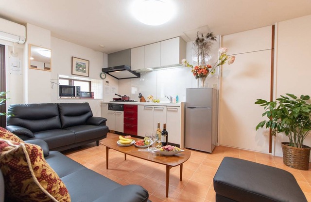 70 m² Hotel ∙ 3 bedrooms ∙ 9 guests