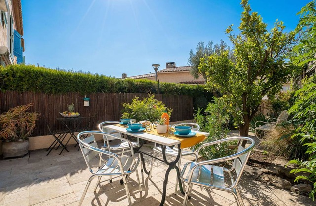 70 m² Resort ∙ 2 bedrooms ∙ 4 guests