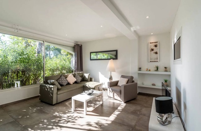72 m² Apartment ∙ 2 bedrooms ∙ 6 guests