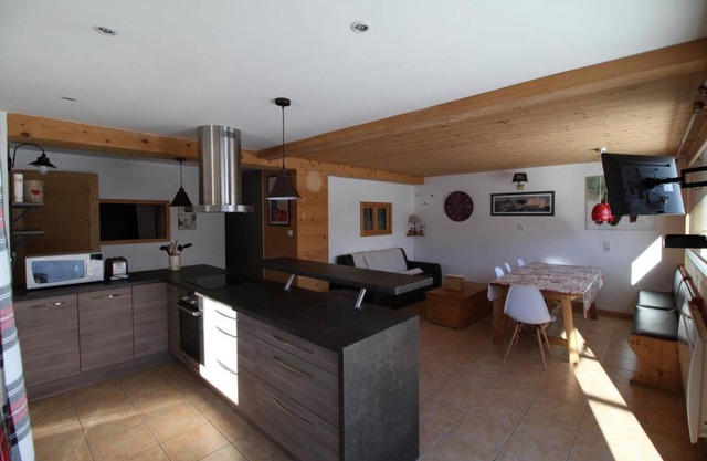 75 m² Chalet ∙ 2 bedrooms ∙ 6 guests