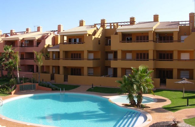 77 m² Apartment ∙ 2 bedrooms ∙ 4 guests