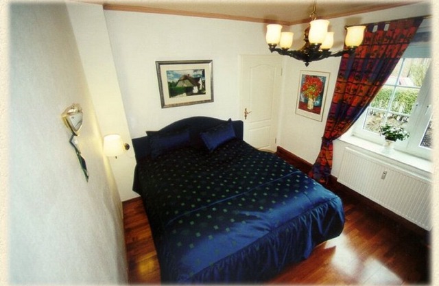 77 sqm, Wyk-Südstrand. Close to the beach and quiet. Garden and large terrace.