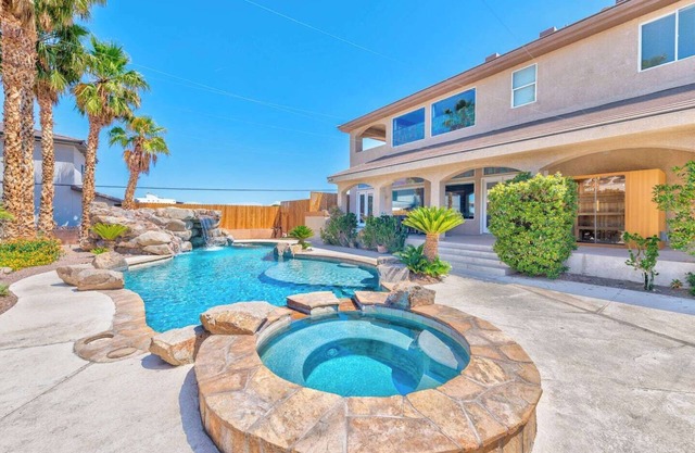 777Rentals - 10BR/7BA - West Strip Paradise