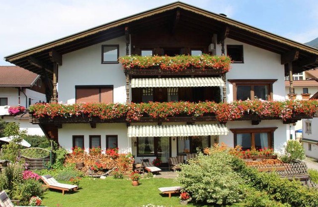 80 m² Apartment ∙ 2 bedrooms ∙ 6 guests