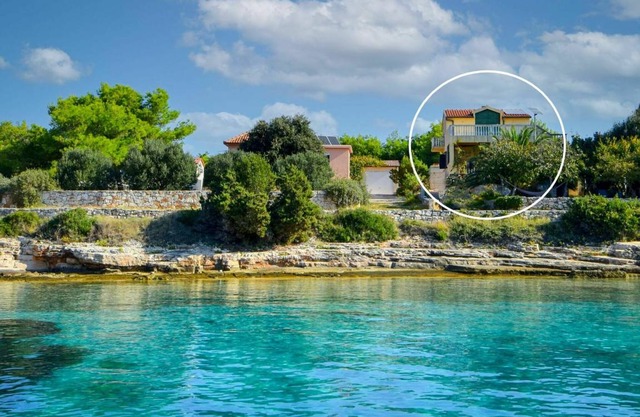 80 m² Accommodation ∙ 4 bedrooms ∙ 8 guests