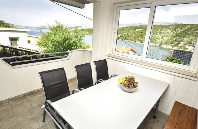 80 m² Apartment ∙ 2 bedrooms ∙ 6 guests